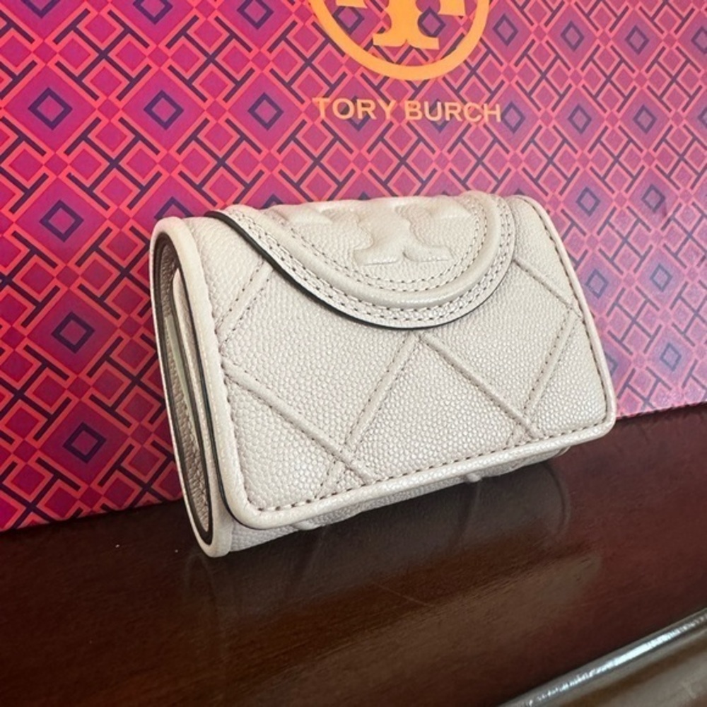 Tory burch FLEMING SOFT POLISHED-GRAIN SMALL FLAP WALLET